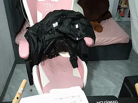 Ori-Yannie's cam snapshot