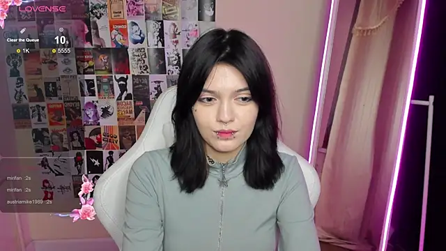 EmmaDarkk's cam snapshot