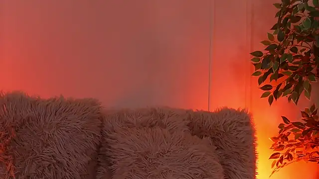 CrystalRedx's cam snapshot