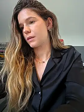 lucie_mehott live sex cam