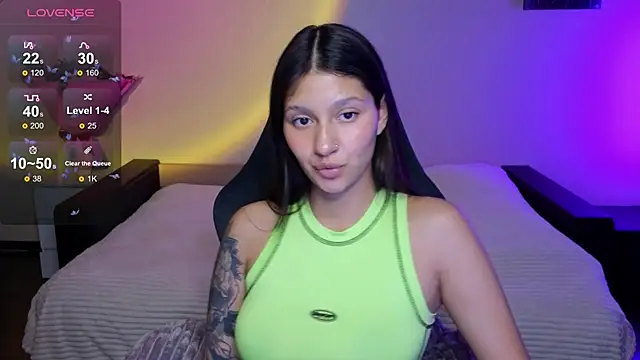 Nikol_Goldysss's cam snapshot