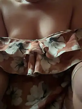 Hot-Today's cam snapshot