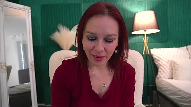 HaileyMoonn live sex cam