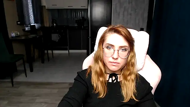 Reginasmilee's cam snapshot