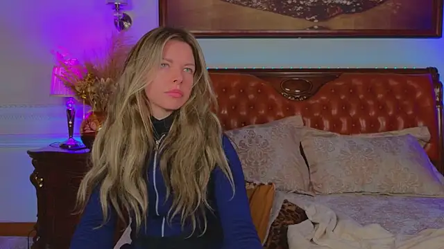 Real_Tini's cam snapshot