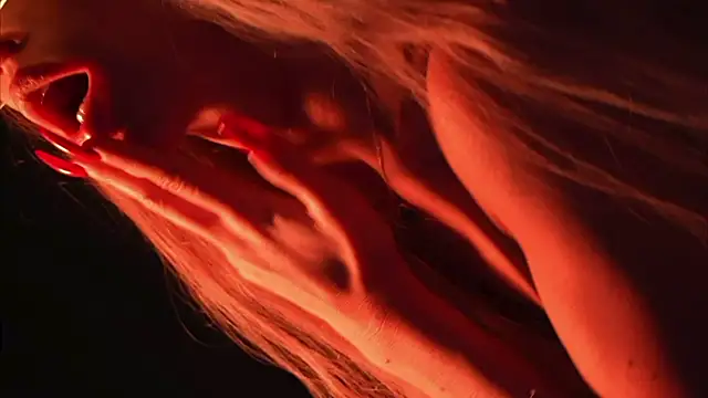 Alvuwkaa's cam snapshot