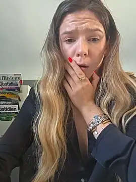 lucie_mehott live sex cam