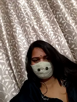 Riya_hot12 live sex cam