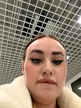 KiraSunshine live sex cam