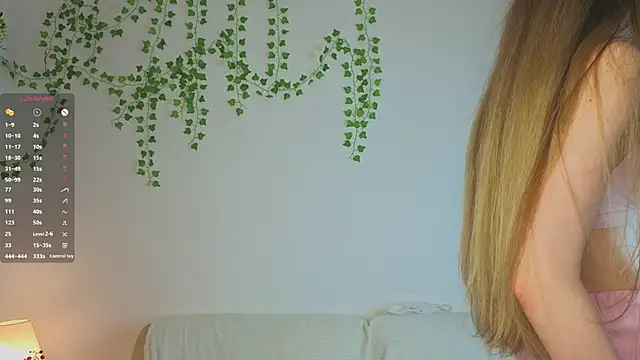 KissyCloud live sex cam