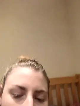 hotwetvix's cam snapshot