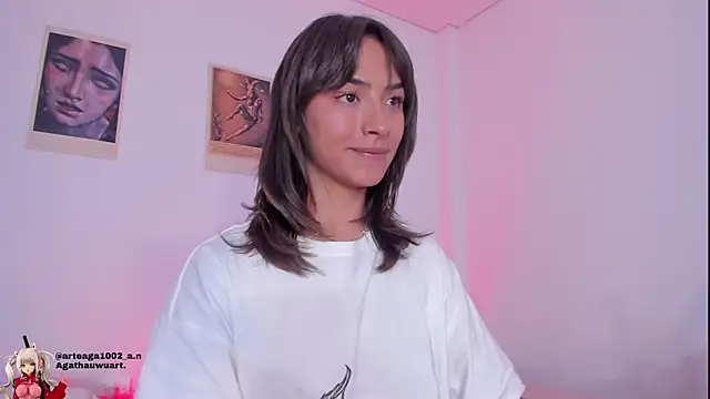 Moonlight1002 live sex cam