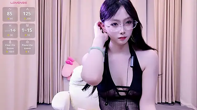 niannian18 live sex cam