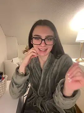 AdelinaAlia live sex cam