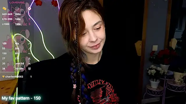 Miss_Fortuna's cam snapshot