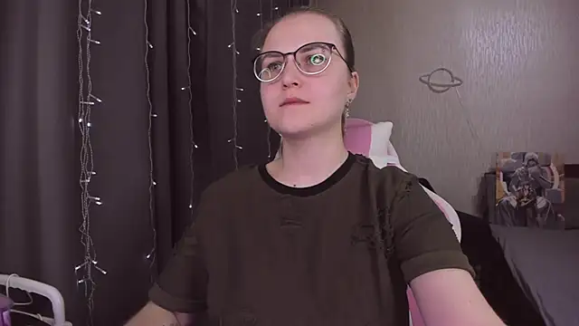 MissBrightShine's cam snapshot