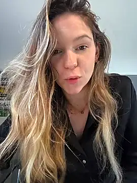 lucie_mehott live sex cam