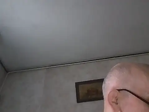 mariusica1@xh's cam snapshot