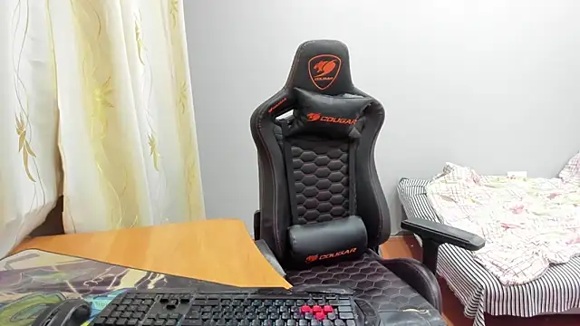 iliaskrislove's cam snapshot