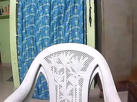 Potti-model-81's cam snapshot