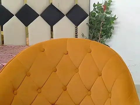 Its-ishikaa live sex cam