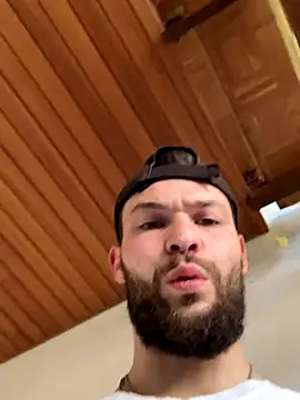 Mexxwell69 live sex cam