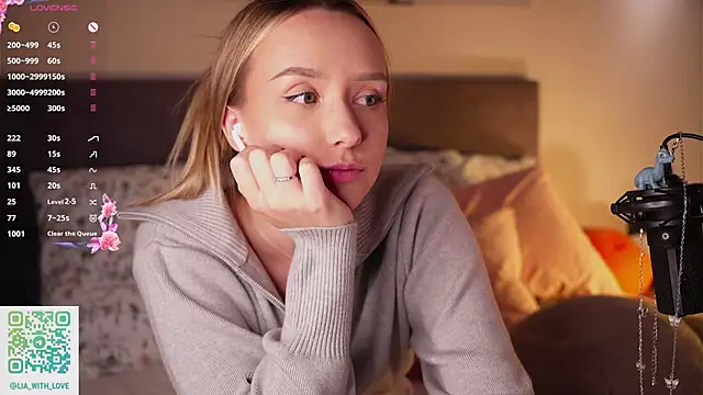 HollisBeckett live sex cam