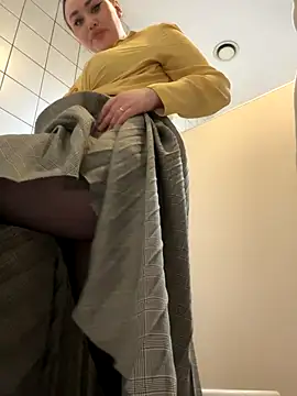 KiraSunshine live sex cam