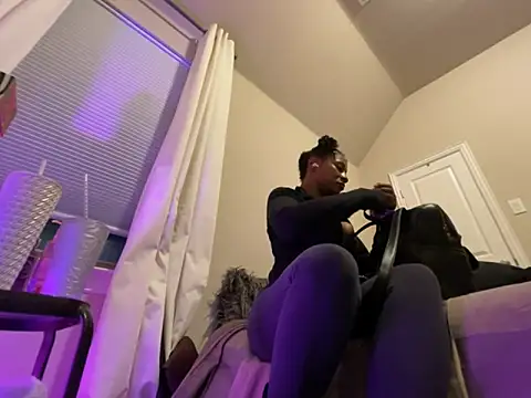 wynterheat live sex cam