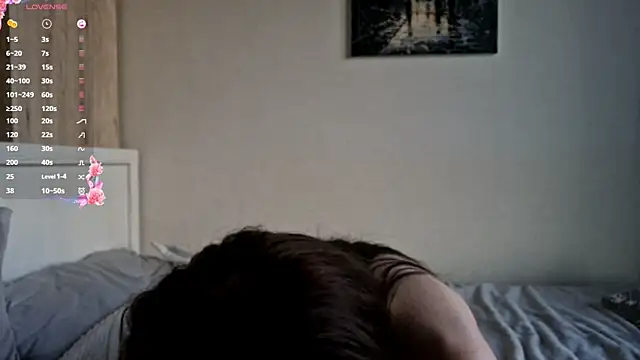 BritniMaddocks live sex cam