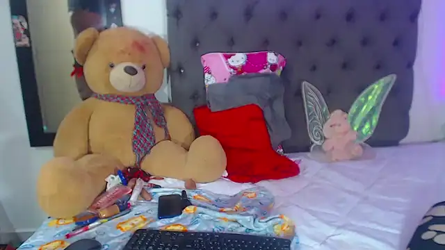 lucianadolll live sex cam