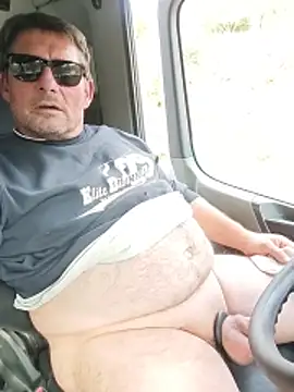 phil_truck_exhib's cam snapshot