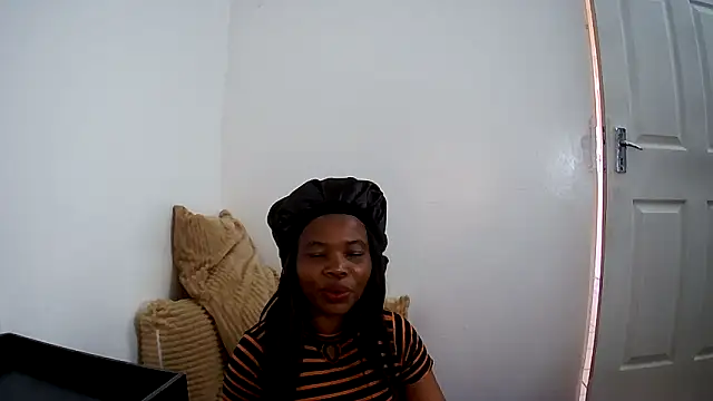 CharlotteXXX's cam snapshot