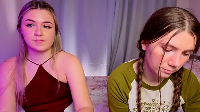 MelitaMoote's cam snapshot