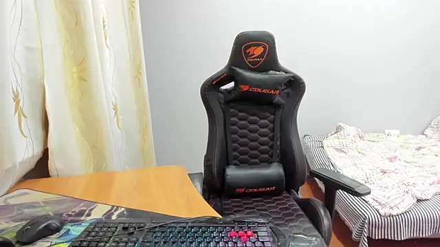 iliaskrislove's cam snapshot