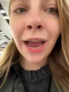 Sunny___Bunny live sex cam