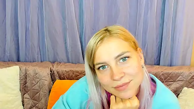 FoxyKathryn's cam snapshot