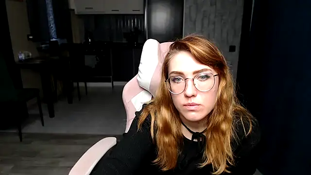 Reginasmilee's cam snapshot