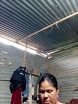 sexy_latina90's cam snapshot