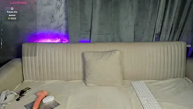 StephaniDoll's cam snapshot