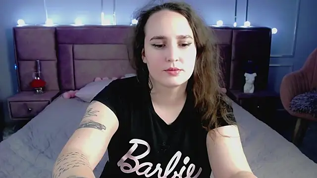 ElisonMinix's cam snapshot