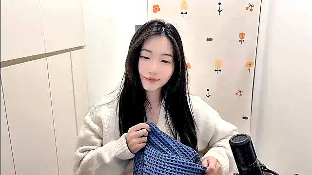 xixi-baobao's cam snapshot