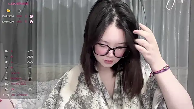 tender-11's cam snapshot