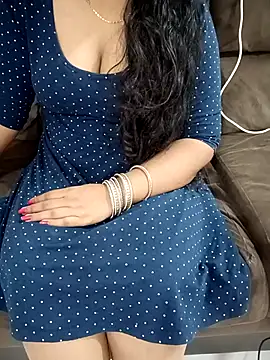 Mounika25's cam snapshot