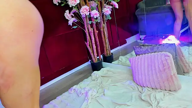 CollegeGirlX69's cam snapshot