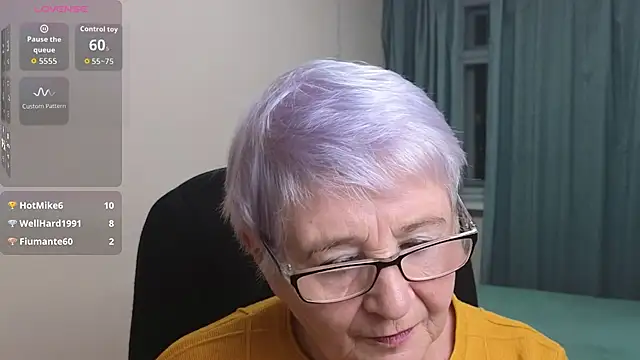 Sandra_Snowflake's cam snapshot