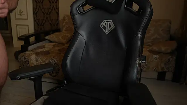 mike0xx live sex cam