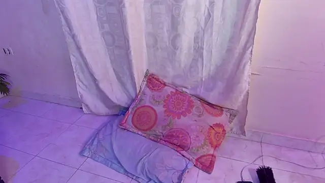 Horny_tgn live sex cam