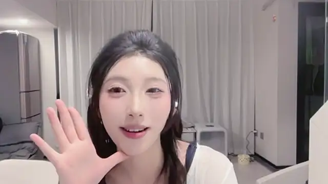 ZhaoZhao-ZM live sex cam