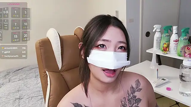 Milk_Sola live sex cam